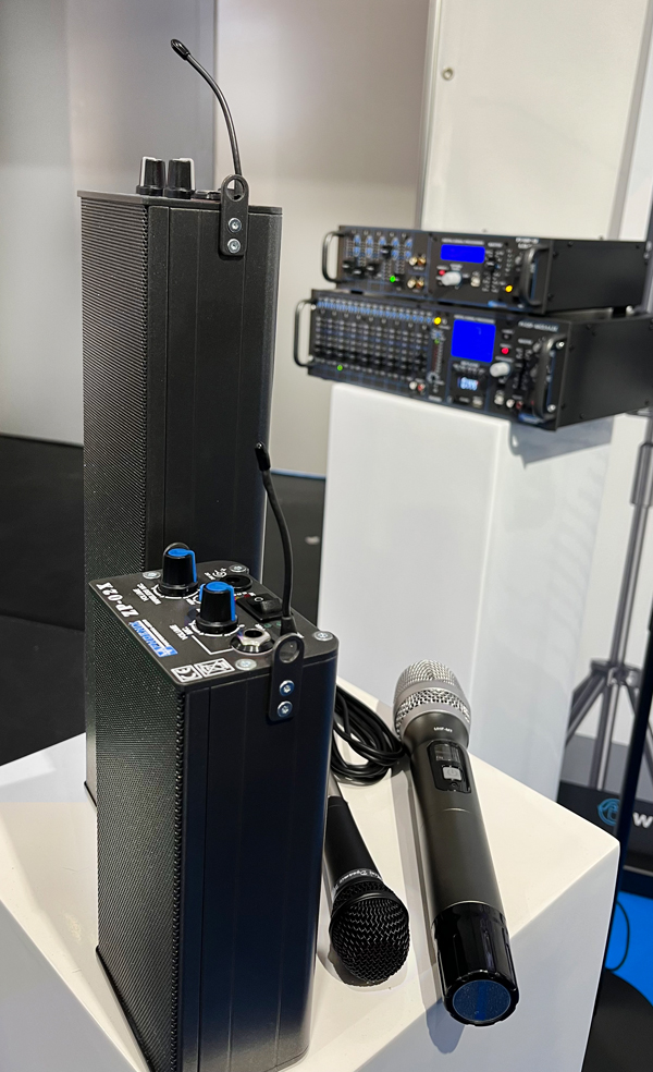 phoenix-professional-audio_messe-pieta-2023-bestattungsbedarf-friedhofstechnik_mobile-beschallung-beststatter_zp-02x_zp-04x_digitalfunk